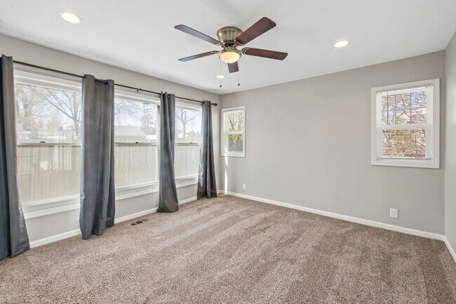 Building Photo - 6520 Stevens Ave