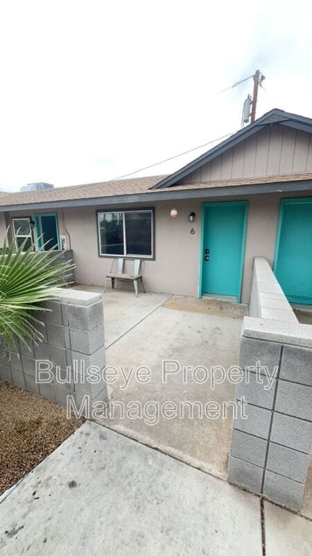 Building Photo - 840 E Turney Ave