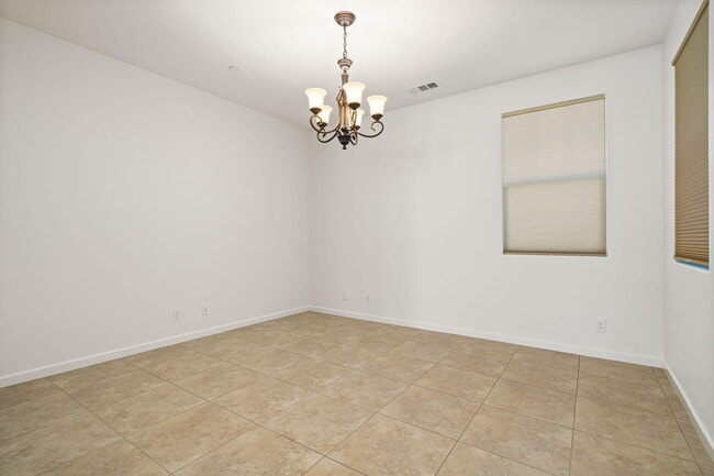 Building Photo - 73771 Picasso Dr