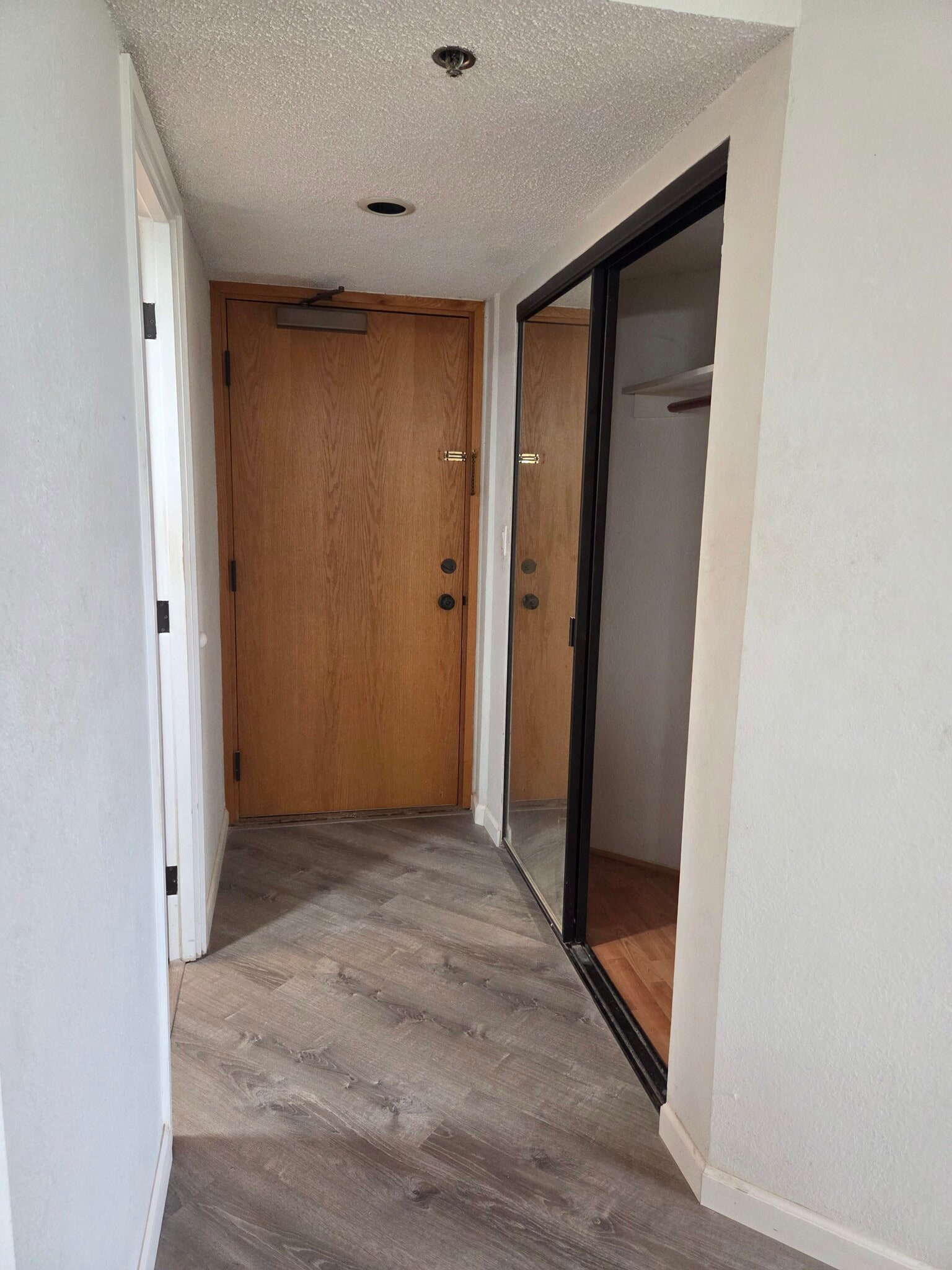Building Photo - 5333 Likini St
