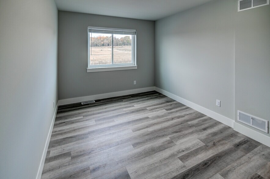 Building Photo - 4783 Suelo Rd