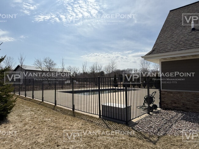 Building Photo - 4866 Prairie School Dr