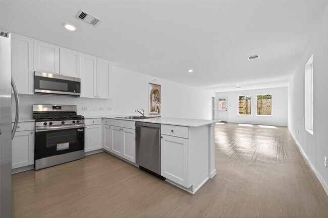 Building Photo - 6274 Alder Crk Dr