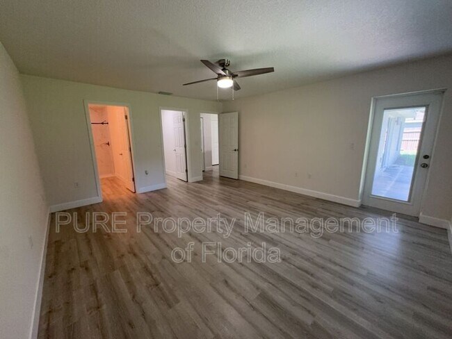 Building Photo - 11165 NW 7th St