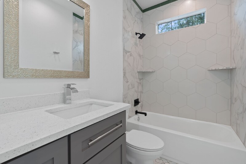 Building Photo - 124 S Mockingbird Cir