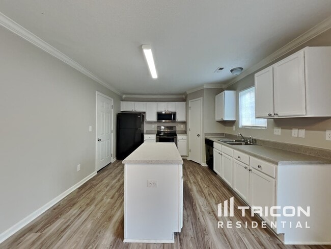 Building Photo - 7 Selsey Ct