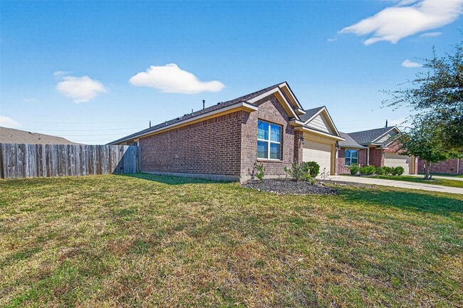 Building Photo - 5310 Songlark Bluff Cir