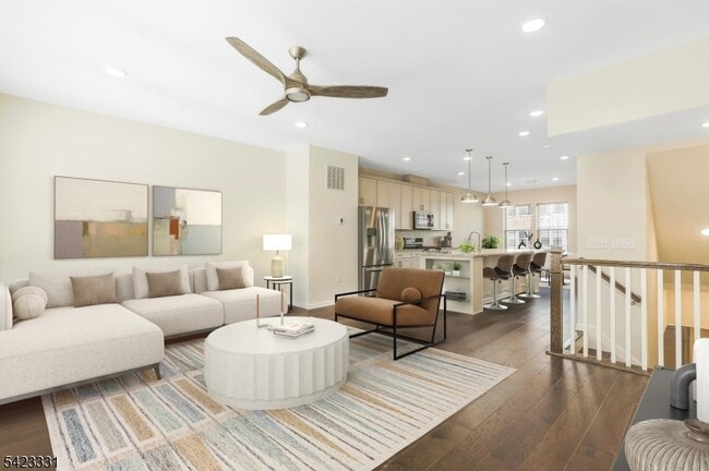 Building Photo - 17 Gala Ct