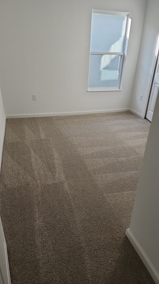 Building Photo - 2045 Havasu Falls Dr