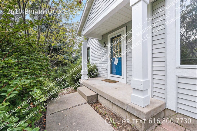 Primary Photo - 2610 Briarwood Ct SE