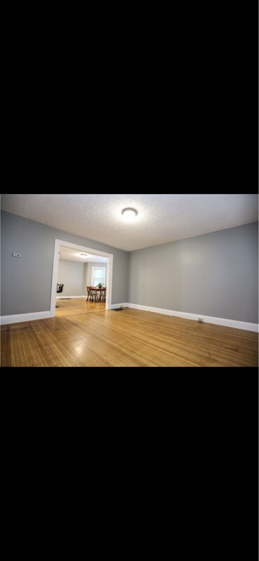 Building Photo - 408 Broadway