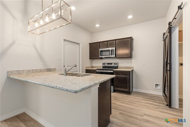 Building Photo - 103 Levi Ct