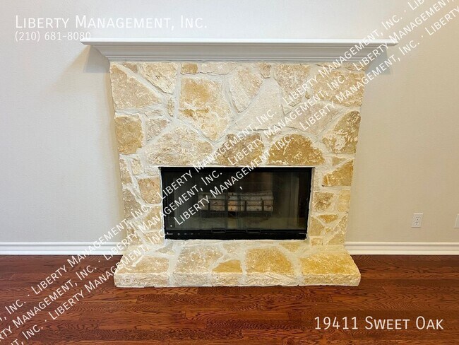 Building Photo - 19411 Sweet Oak