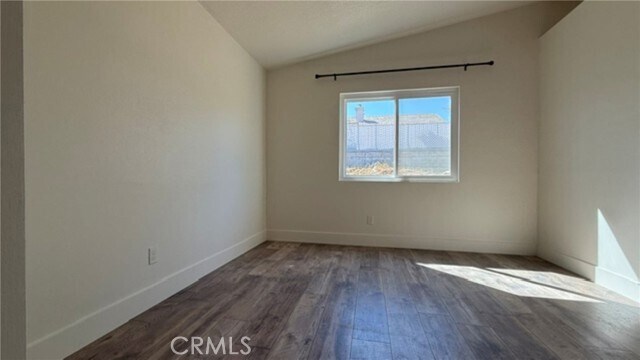 Building Photo - 39233 Rising Hill Dr