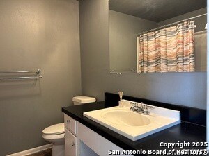 Building Photo - 3058 Westview Dr