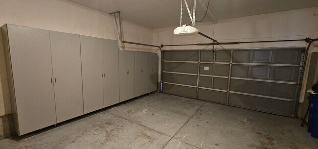 Building Photo - SAN DIEGO / SERRA MESA  - STONECREST VILLA...