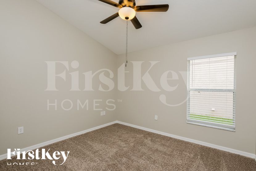 Building Photo - 1620 Bonita Bluff Ct