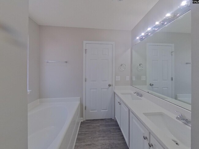 Building Photo - 112 Candar Ct