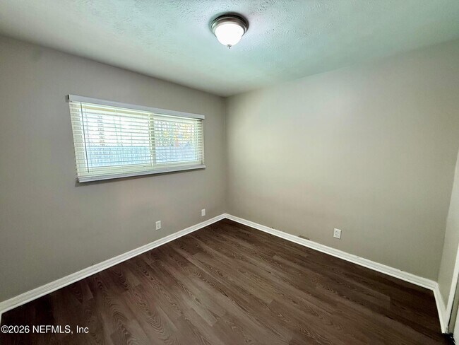 Building Photo - 3336 Cypresswood Dr S