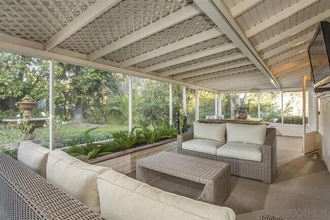 Building Photo - 6224 Los Naranjos Ct