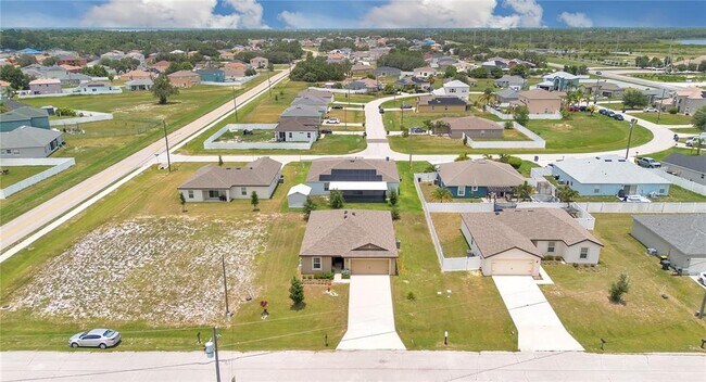 Building Photo - 205 Cimarron Dr