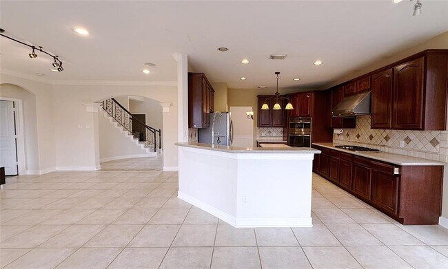 Building Photo - 14330 Ayers Rock Rd