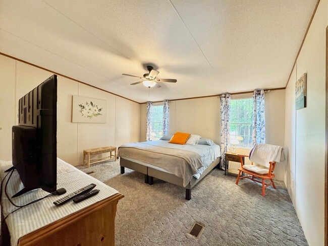 Building Photo - Life Just Got Better.-Short Term Rental