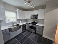 Building Photo - 492A Cornell Ave