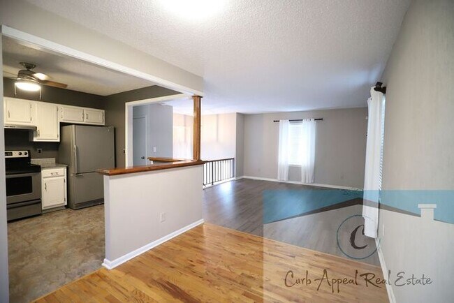 Building Photo - Beautiful 4-bedroom 2 bath home at 1100 Du...