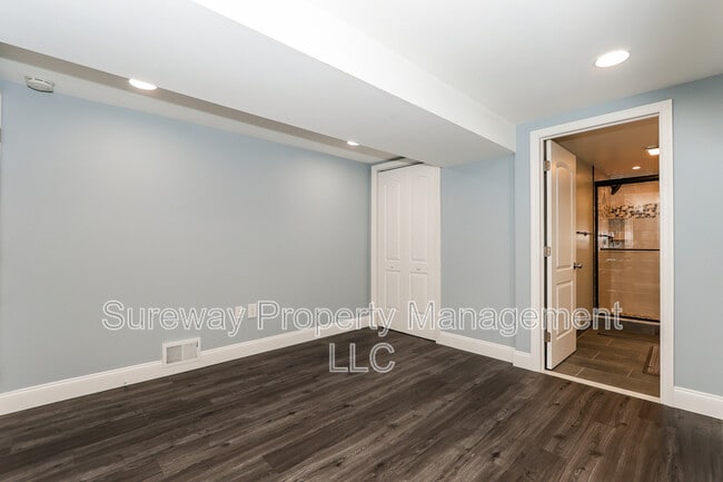 Building Photo - 208 Stoney Hill Rd