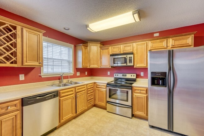 Building Photo - 147 Old State Rte 34