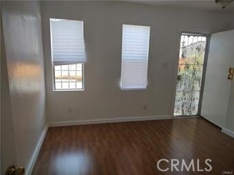 Building Photo - 1305 W 56th St