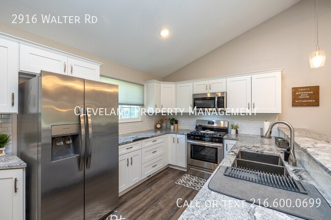 Building Photo - 2916 Walter Rd