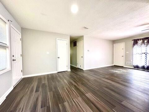 Building Photo - 7315 E 109 Terrace