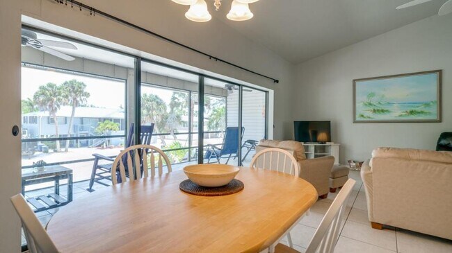 Building Photo - 155 Anchorage St