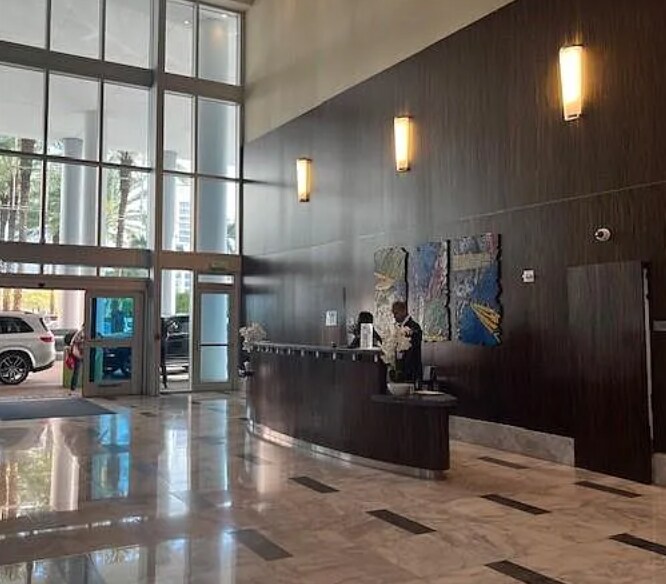 Building Photo - 185 SW 7th St