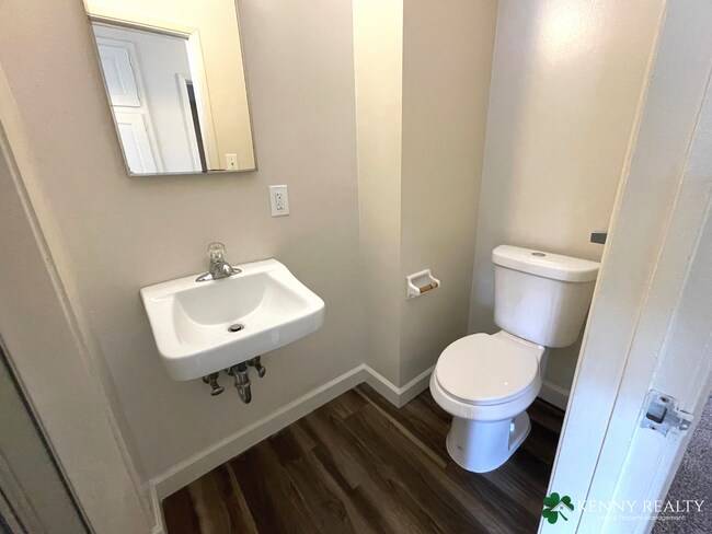 Building Photo - Remodeled 3 Bedroom, 2 Bath in South San Francisco off of Hillside