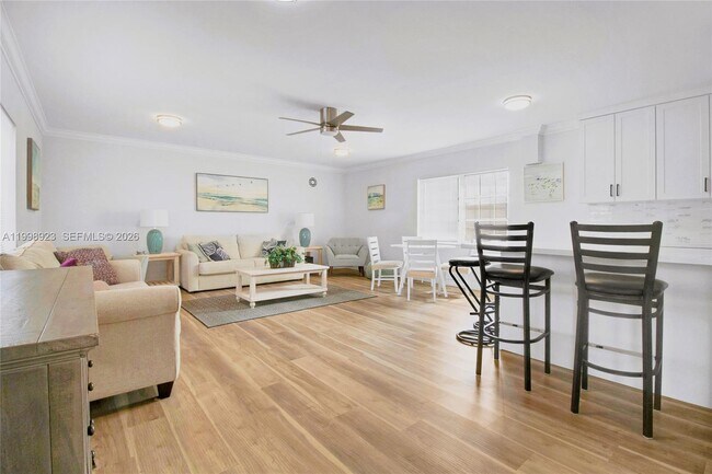 Building Photo - 2230 NE 56th Pl