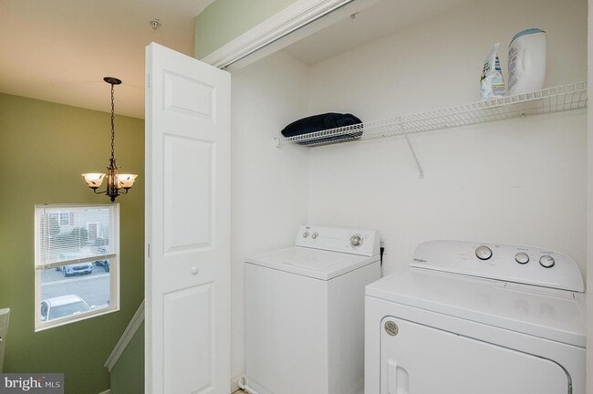 Building Photo - 14 Merganser Ct