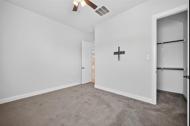 Building Photo - 2410 Topaz Dr