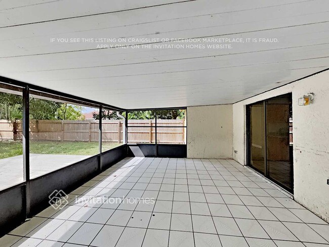 Building Photo - 5968 Ithaca Cir W