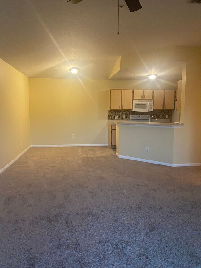 Building Photo - 6506 Swissco Dr