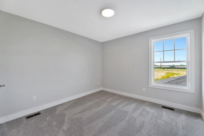 Building Photo - Spacious 3-Bed Home in Maize Schools – Roo...