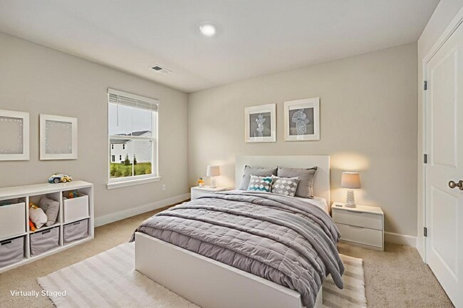 Building Photo - 226 Munsee Cir