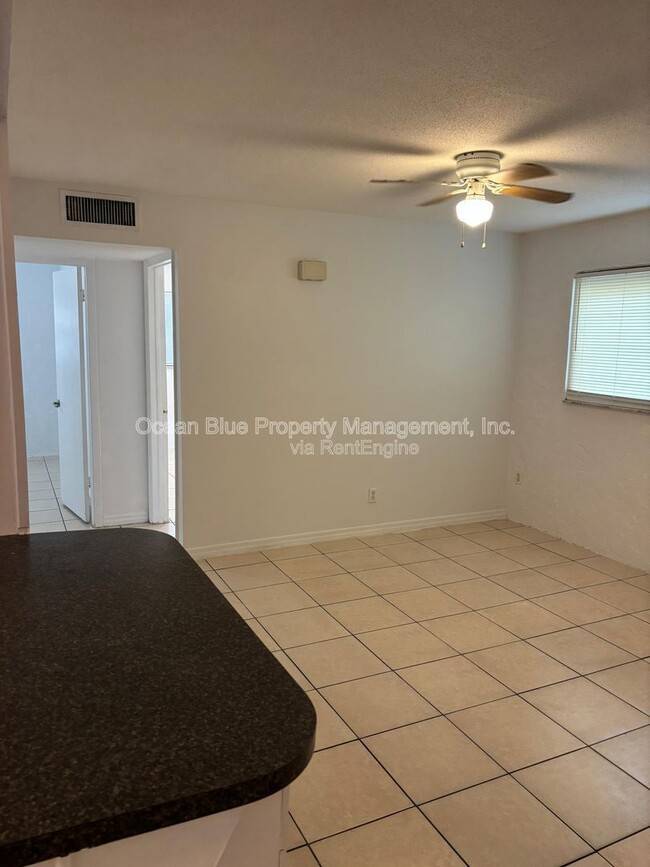 Building Photo - 1942 Passaic Ave