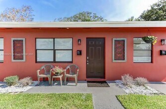 Building Photo - 72 NE 5th St