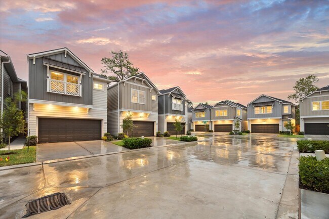 Building Photo - 5214 Amber Sunrise Dr