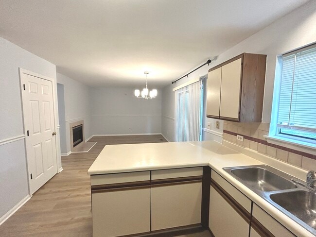 Building Photo - 30 Lancaster Cir