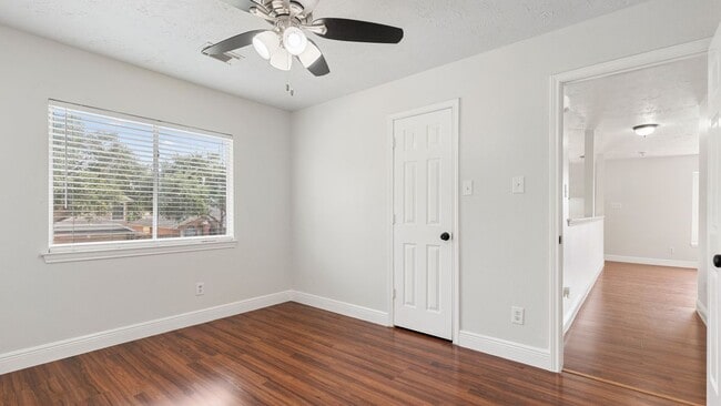 Building Photo - 4602 Garden Meadow Dr
