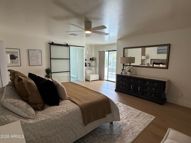 Building Photo - 7285 E Las Palmaritas Dr